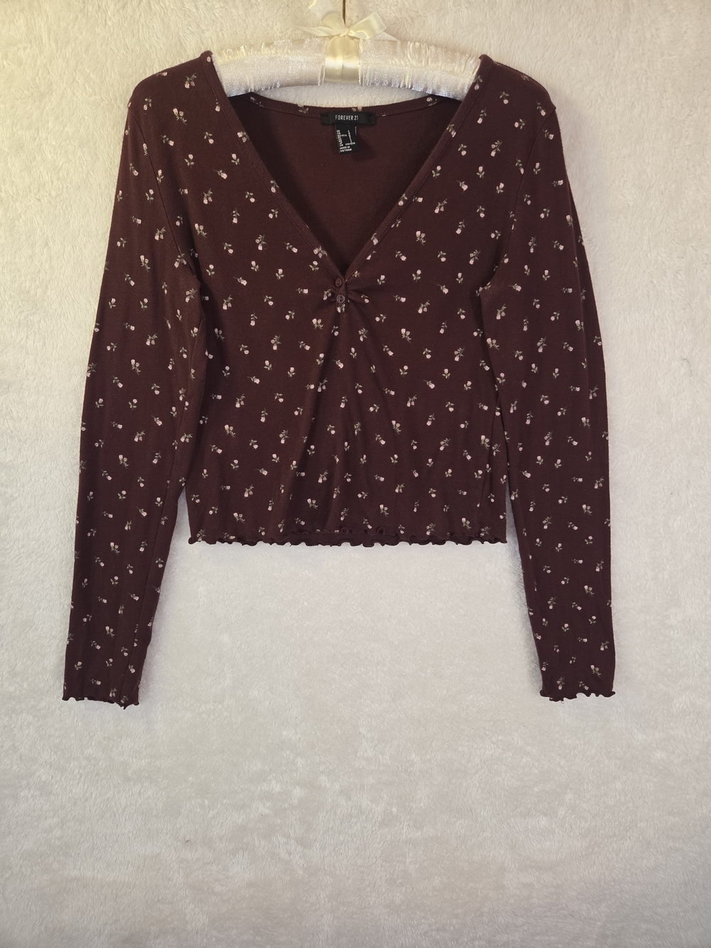 Forever 21 Burgundy Ditsy Floral Baby Tee Y2K Cropped Henley Cottagecore Sz L